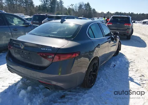 2021 Alfa Romeo Giulia Awd z USA, uszkodzony, nr VIN ZARFANAN2M7643631